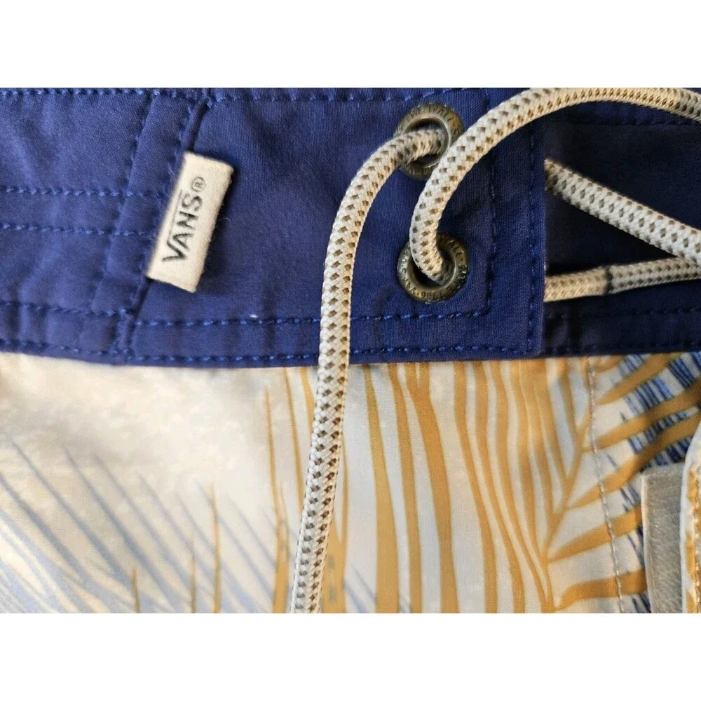 VANS Off The Wall Mens Board Shorts Tropical Stretch Floral Blue Gold Size 32